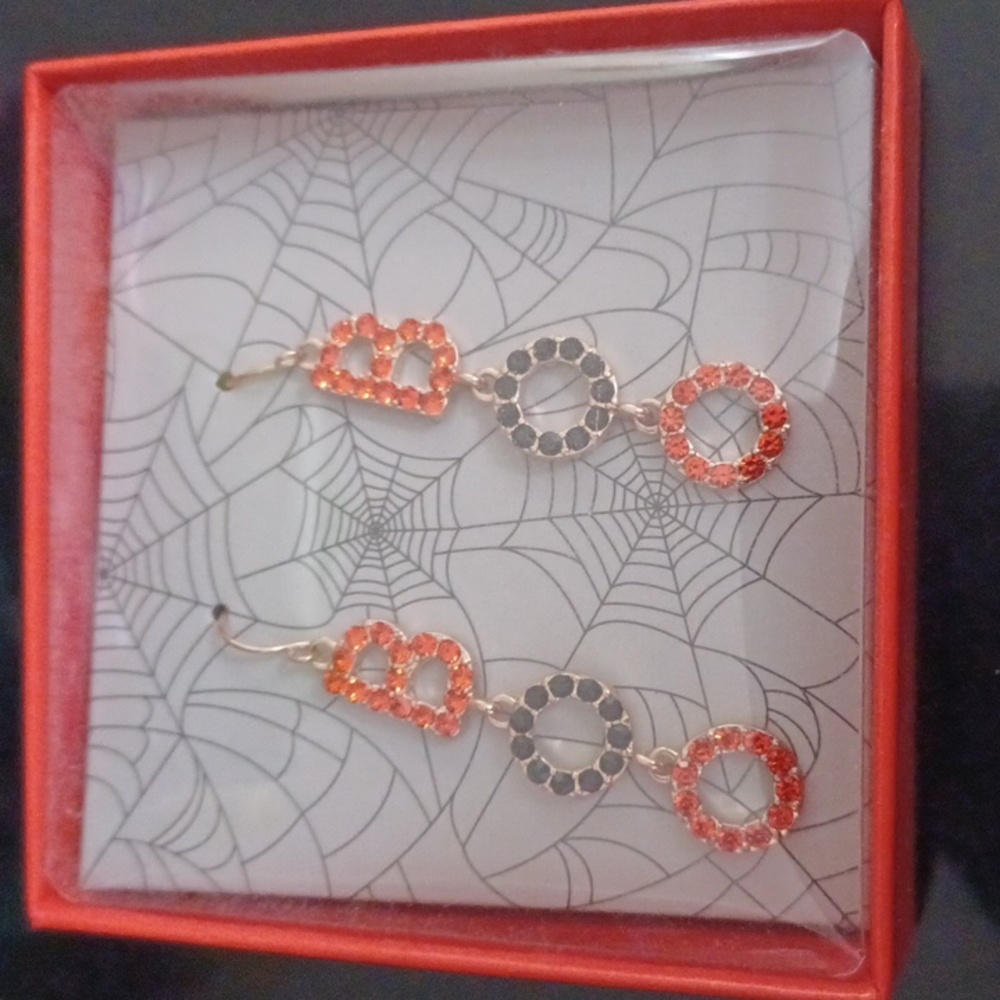 4/$30 New Halloween "BOO" Earrings - NIB